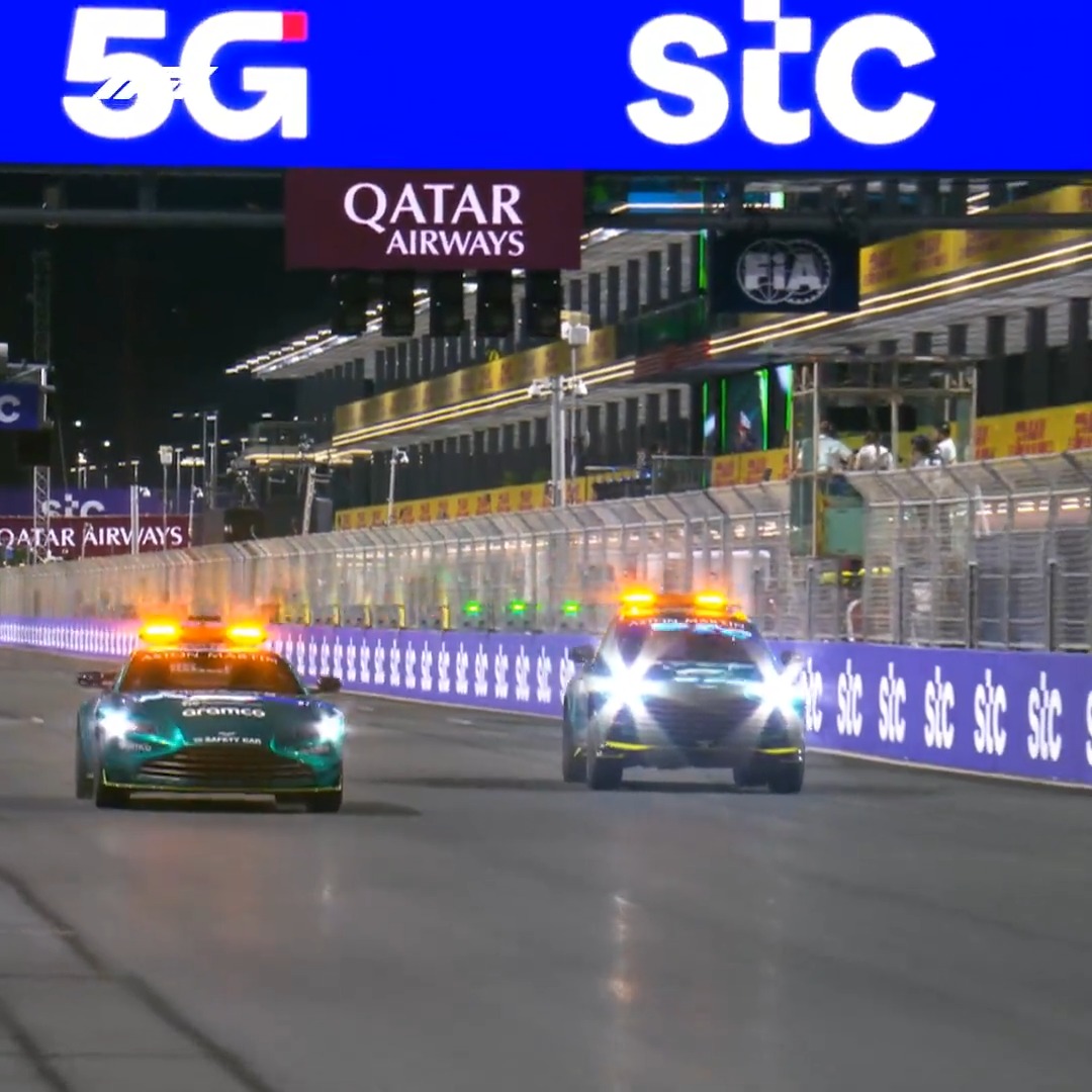 Just getting you in the mood for Sunday 🤩 #SaudiArabianGP Aston Martin