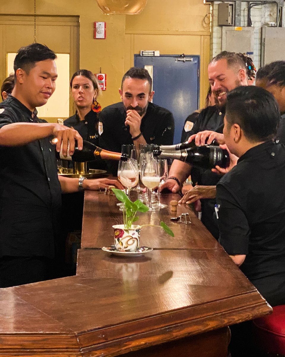 The cooking and the scenery get better and better when #TopChef World All Stars continues TONIGHT 9/8c 🌇🔪