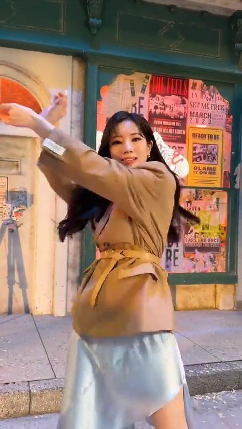 #SETMEFREE Challenge #DAHYUN on TikTok 지금 틱톡에서 함께하세요!🪩🕺 📌Listen "SET ME FREE (Remixes)" Here🗝 #TWICE #트와이스 #READYTOBE