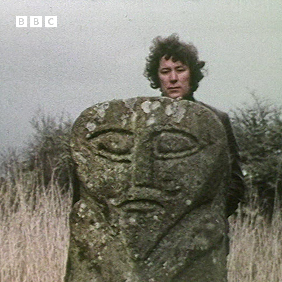 An Irish literary archive treat for #StPatricksDay Nobel laureate Seamus Heaney encounters an ancient and mysterious pagan statue on Boa Island in Lough Erne and imagines what the old gods in Ireland were like, before the arrival of St Patrick.