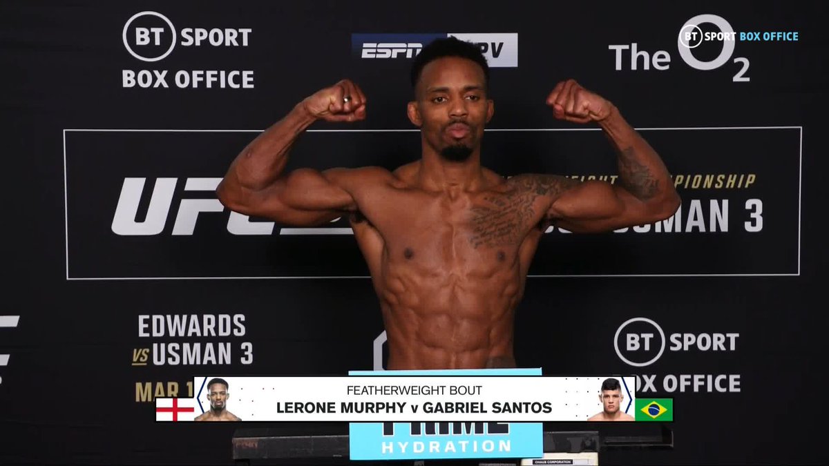 Looking to remain undefeated! ๐ช LERONE MURPHY weighs-in at 146lbs โ๏ธ #UFC286 | Saturday, 7PM | BT Sport Box Office