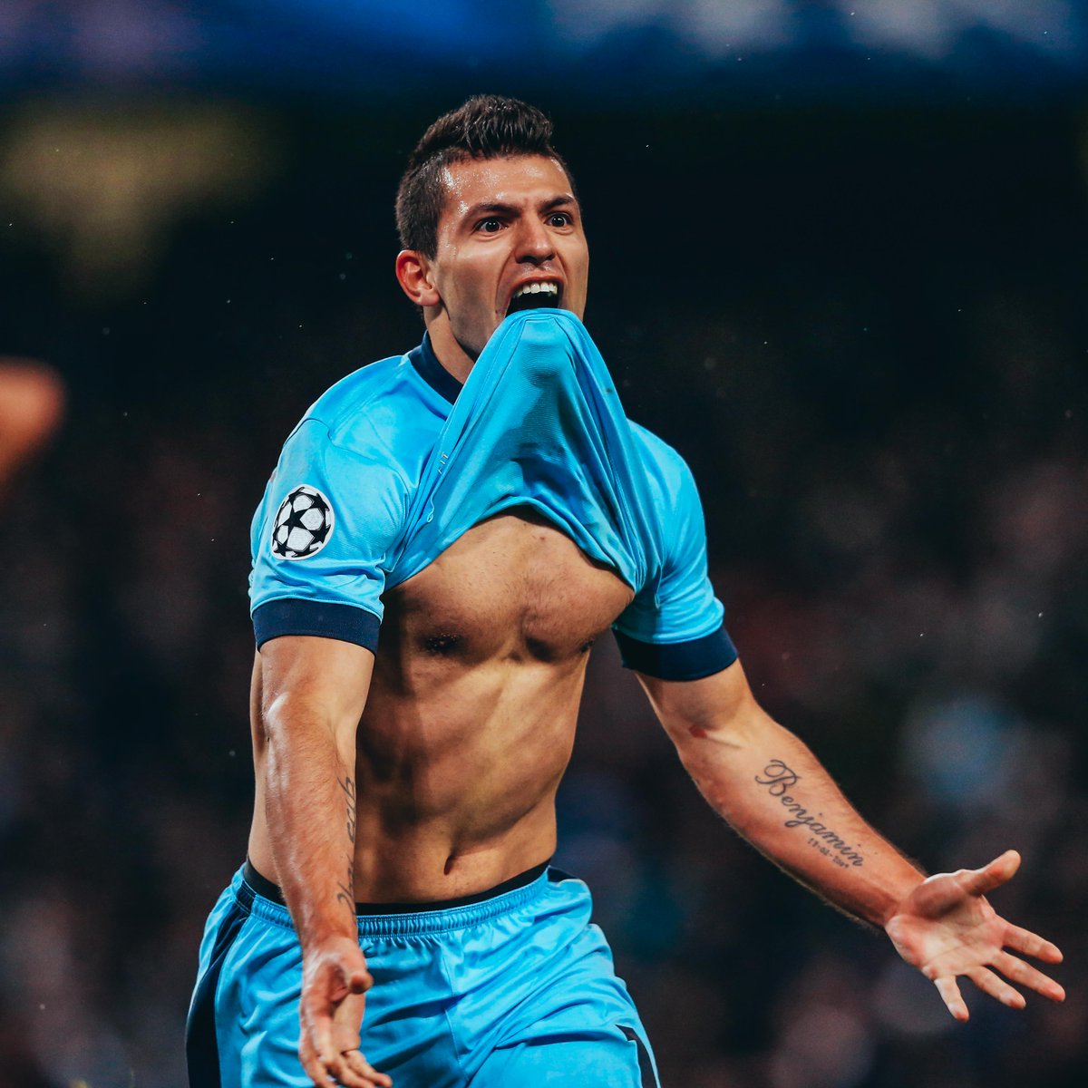 Throwing back to Sergio Kun Aguero's hat-trick against Bayern in 2014! 🌟⏮️