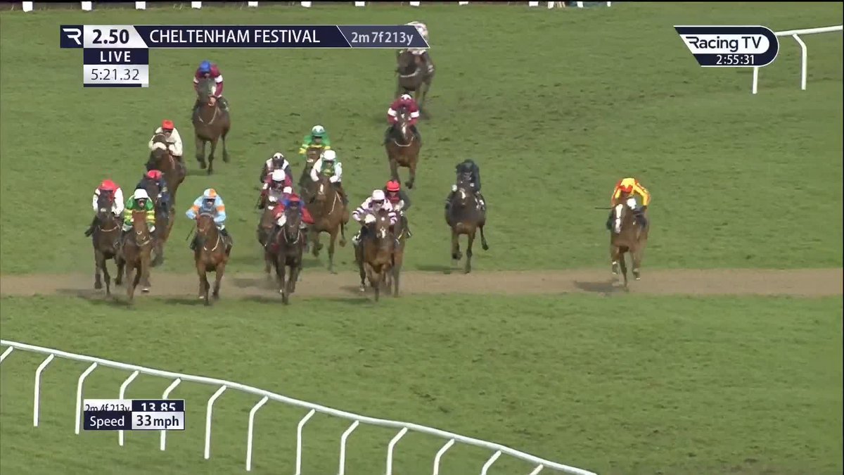 🚨 DRAMA IN THE ALBERT BARTLETT HURDLE!!! Big gamble Corbetts Cross runs out at the last as STAY AWAY FAY and Harry Cobden win in great style for team Paul Nicholls. #CheltenhamFestival 🫶 🏇