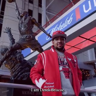 Meet Derek Briscoe, longtime Bulls super fan and Bulls Discord moderator! We had a special surprise for him when he visited us at the UC ❤️🖤 Michelob ULTRA | #ULTRADrip