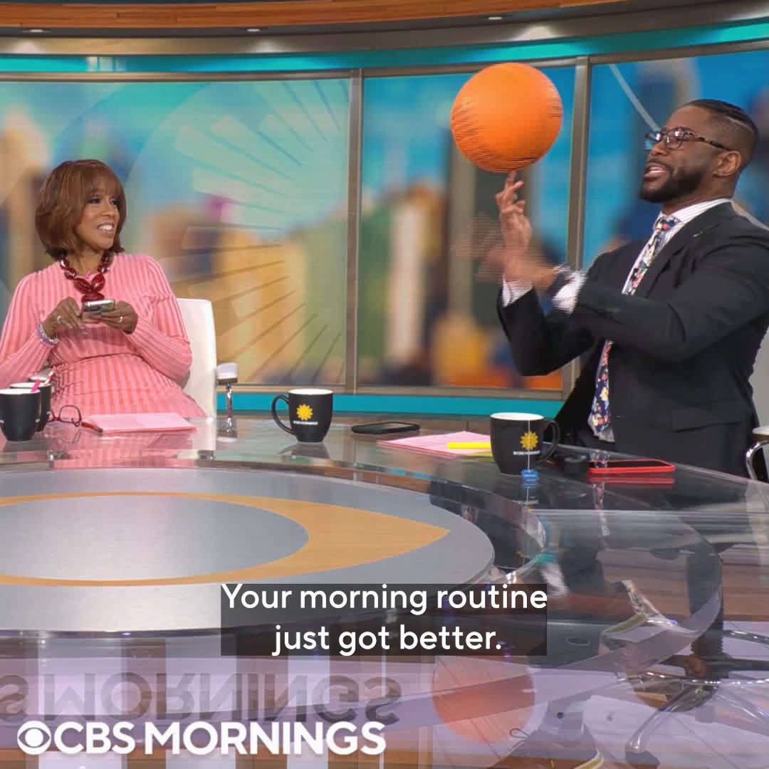 🏀 Gayle King, Tony Dokoupil and Nathaniel E Burleson are getting into the #MarchMadness spirit 👏