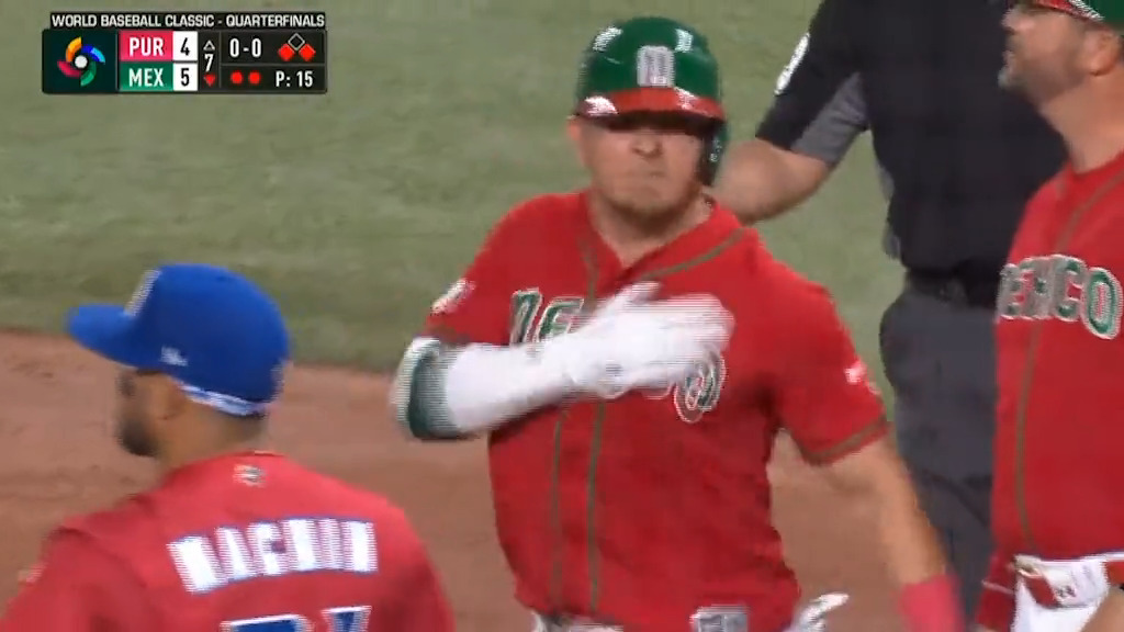 .Luis Urias gives Team Mexico the lead in the 7th! #WorldBaseballClassic
