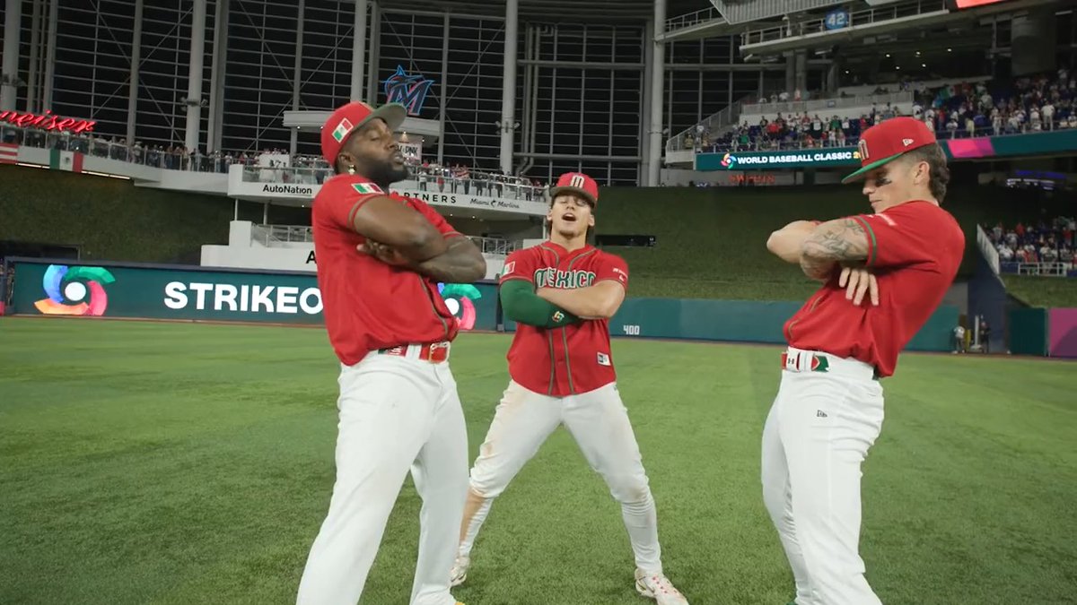 Team Mexico is going to the semifinals for the first time in #WorldBaseballClassic history!