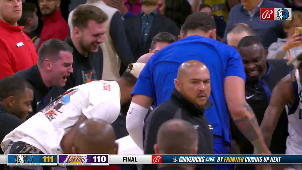 🚨 BUZZER. BEATER. IN. L.A. 🚨 OH MY MAXI #MFFL | Dallas Mavericks on @BallySportsSW 📺