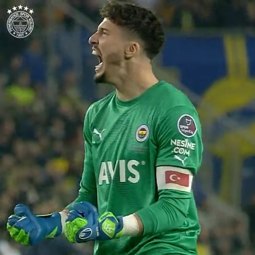 Kaptan Altay Bayındır 💛💙 2⃣0⃣2⃣7⃣✍