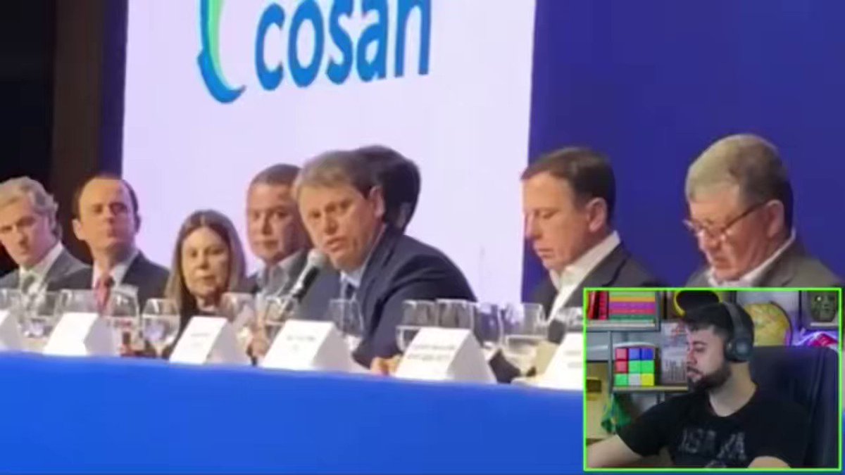 Cada político tem um estilo, Tarcísio Gomes de Freitas tem o dele. E isto é perceptível neste evento em que Dória estava presente.