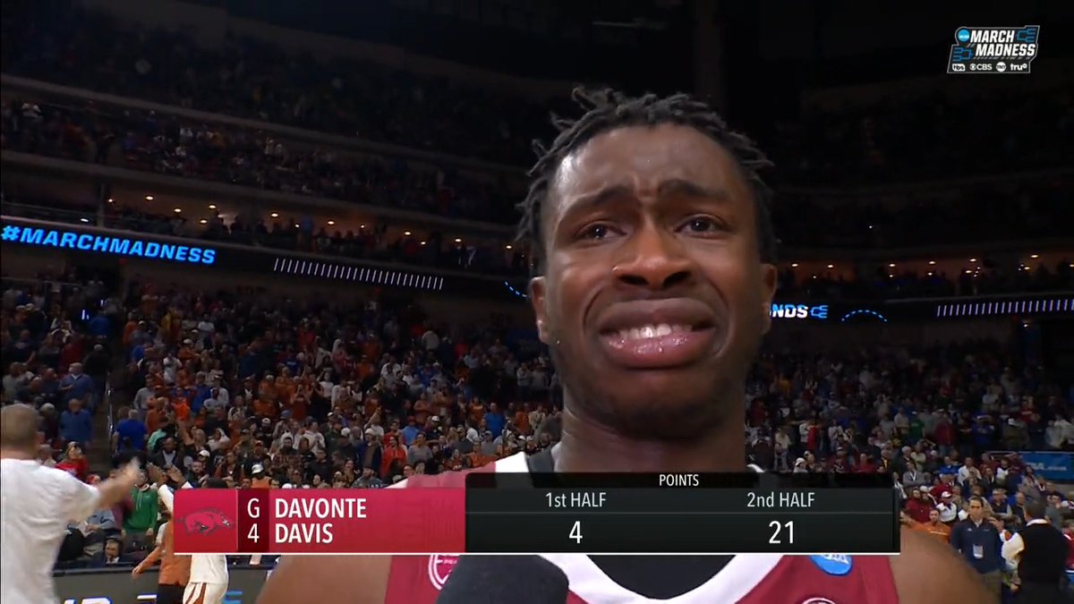 Davonte Davis gets emotional after defeating No. 1 Kansas ❤️ Arkansas Men’s Basketball 🐗