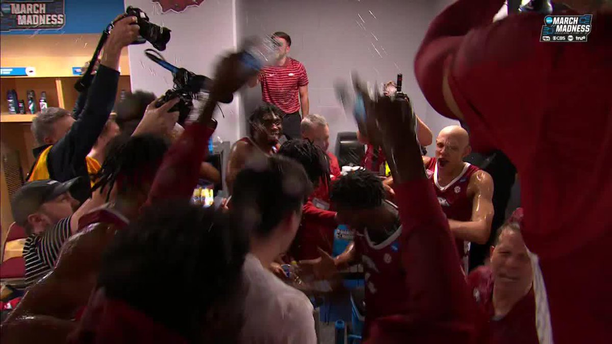 The Hogs are FIRED UP after advancing to the Sweet 16 Arkansas Men’s Basketball 🐗