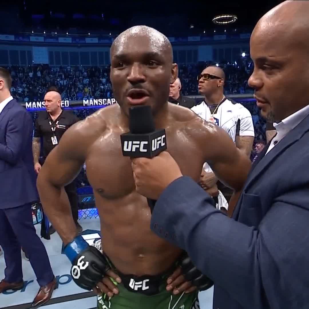 As the changing of the guard is completed, @Usman84kg pays his respects to Leon Edwards 👏 #UFC286