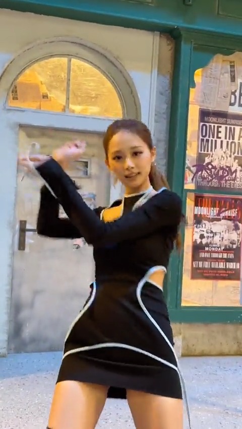#SETMEFREE Challenge #TZUYU on TikTok 지금 틱톡에서 함께하세요!🪩🕺 📌Listen "SET ME FREE (Remixes)" Here🗝 #TWICE #트와이스 #READYTOBE