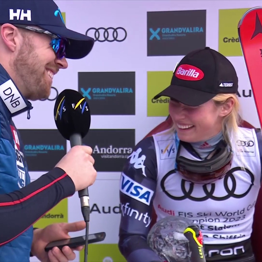 One of the sweetest moments of the year 🤗 Mikaela Shiffrin ⛷️ being surprised with an interview from boyfriend Aleksander Aamodt Kilde after her historic season ❤️