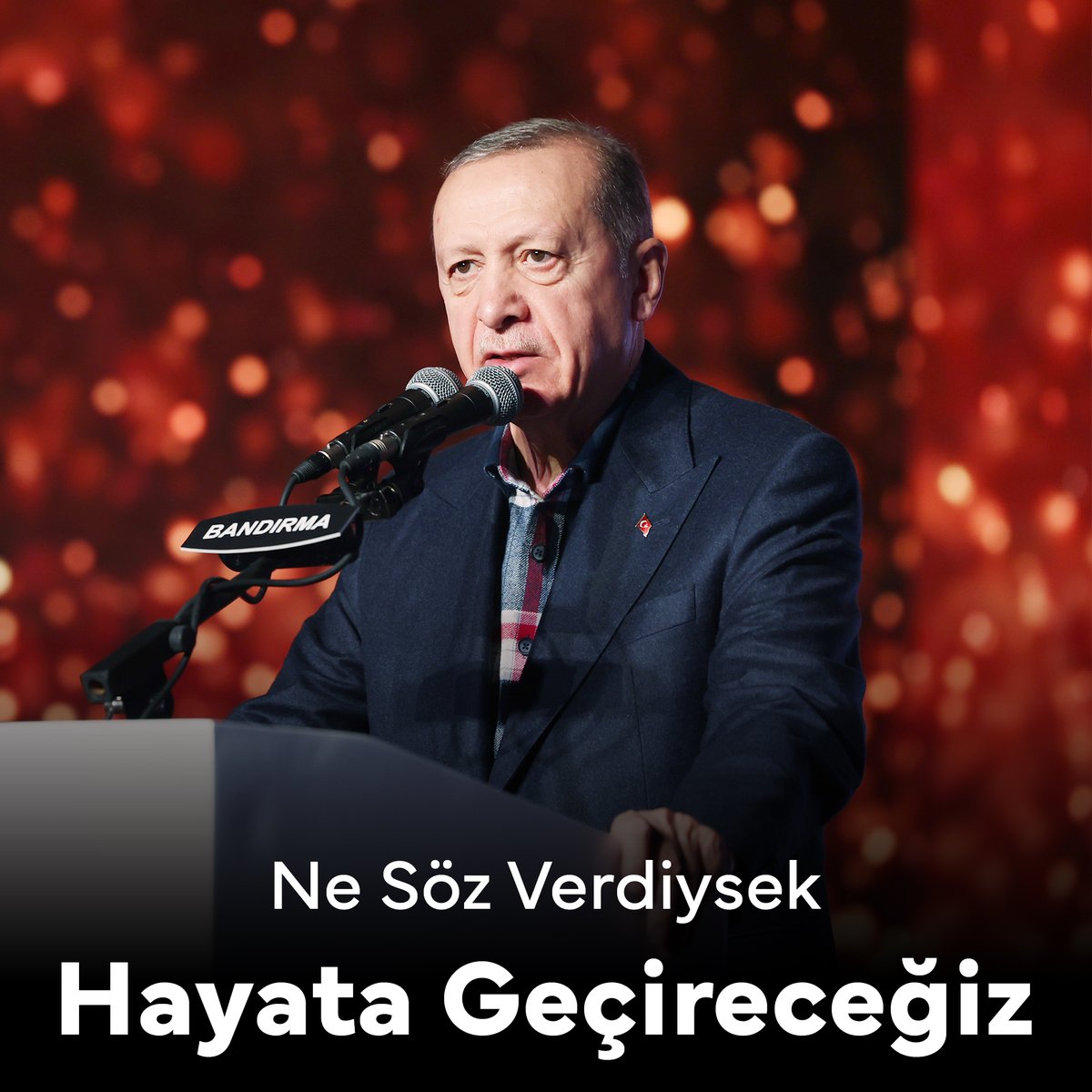 Deprem bölgesindeki şehirlerimizi ayağa kaldırırken ülkemizi hedeflerine yaklaştıracak diğer projelerimizi de ihmal etmiyoruz. İnançla, sabırla, dirayetle, Türkiye Yüzyılı vizyonumuzla çalışarak milletimize ne söz verdiysek Allah’ın izniyle hepsini tek tek hayata geçireceğiz.