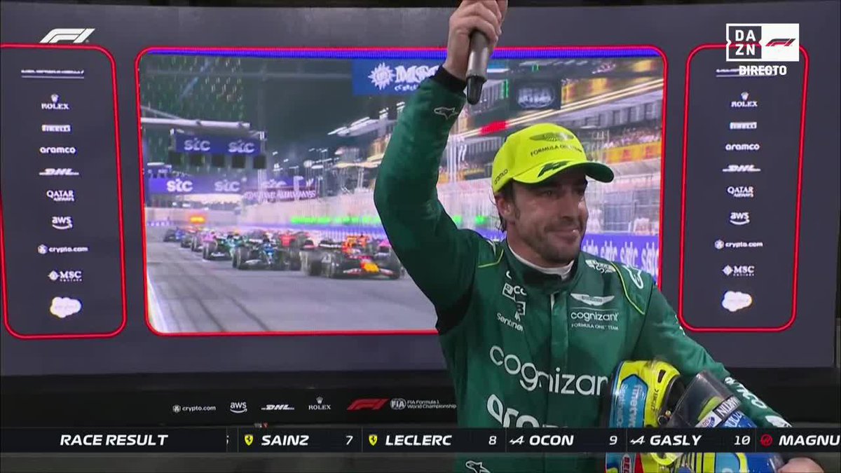 El momento en el que le dicen a Fernando Alonso que ha conseguido su podio 100 y TODO EL CIRCUITO se pone a aplaudir 😍👏👏👏👏👏👏 #SaudiDAZNF1 🇸🇦