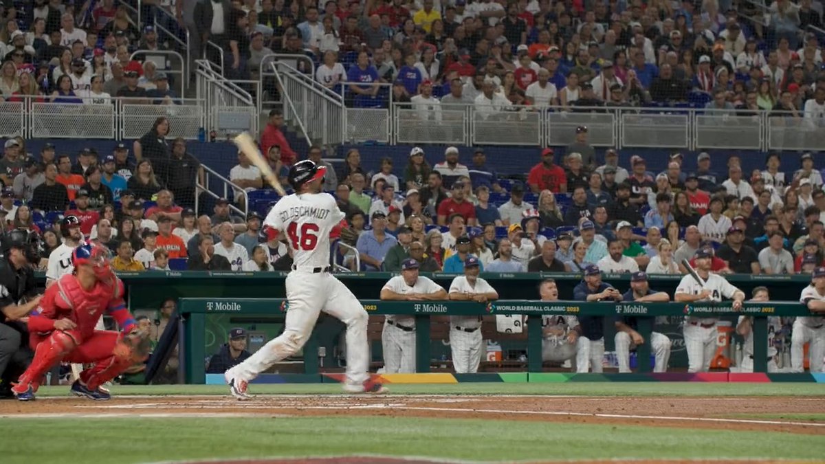 Goldy delivers for Team USA! #WorldBaseballClassic