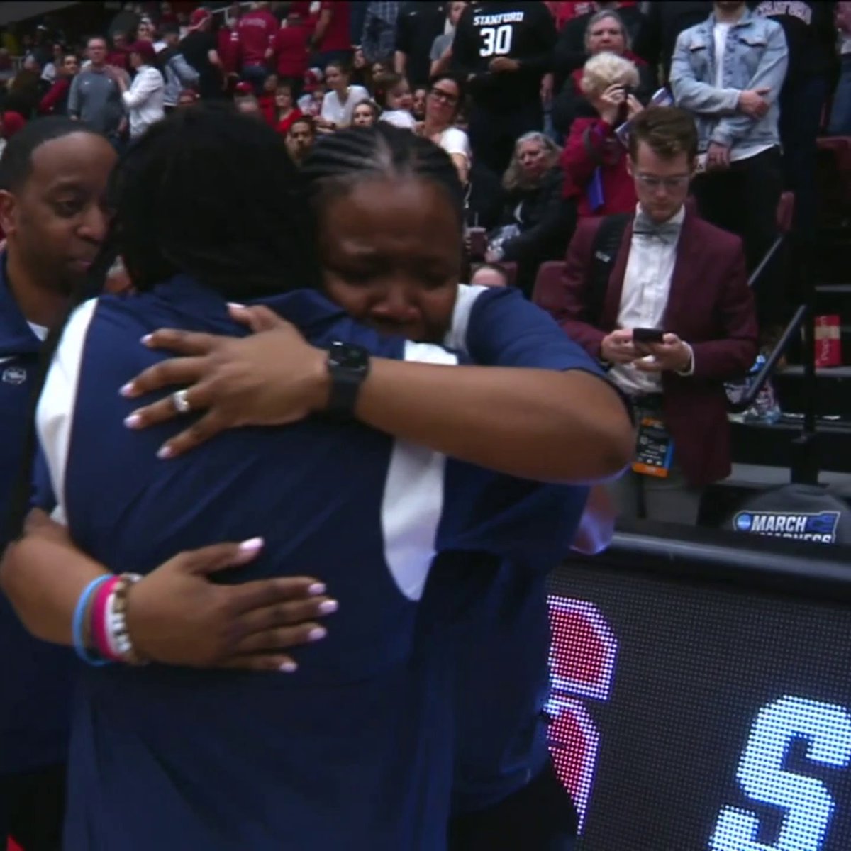 HOTTY TODDY‼️ Ole Miss Women's BB is headed to the Sweet 16 for the first time since 2007 🙌