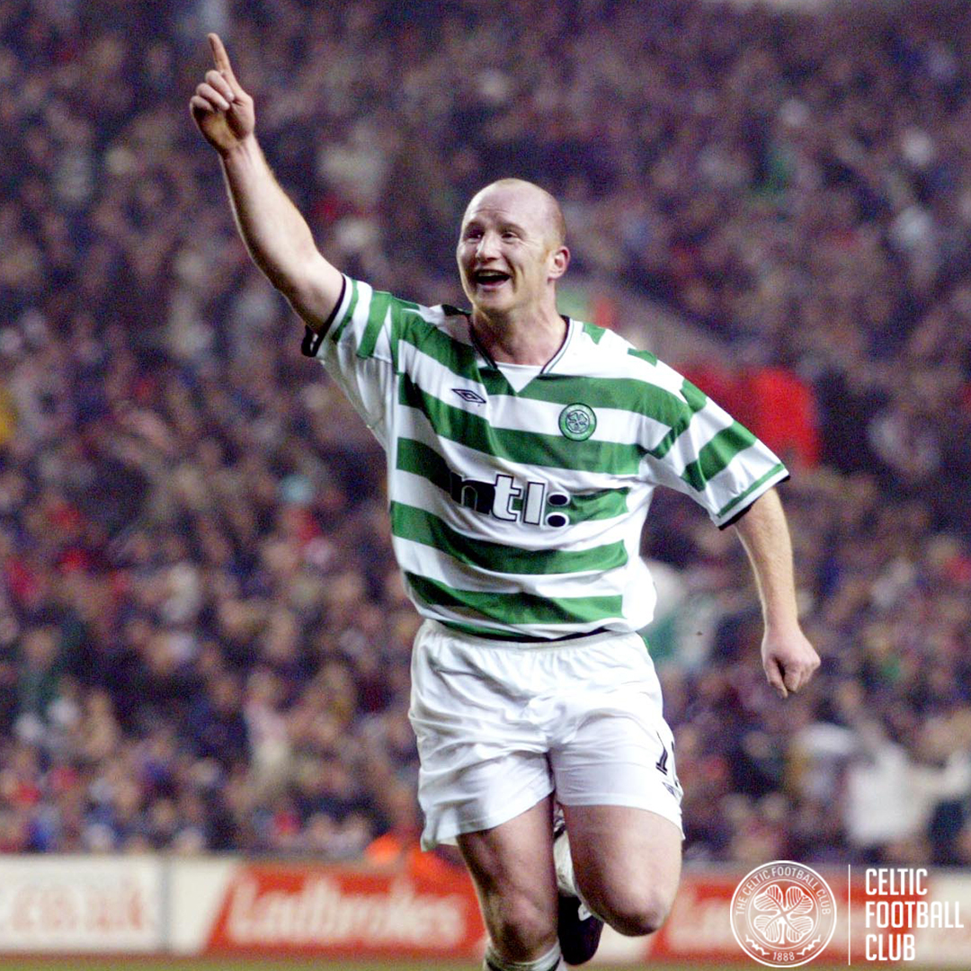 🗓🎶 "It was 20 years ago today..." 🔴 Liverpool 0-2 Celtic 🟢 (agg: 1-3) Alan Thompson 45' ⚽ John Hartson 82' ⚽️ Where did you watch this game, Celts? 🤩🍀