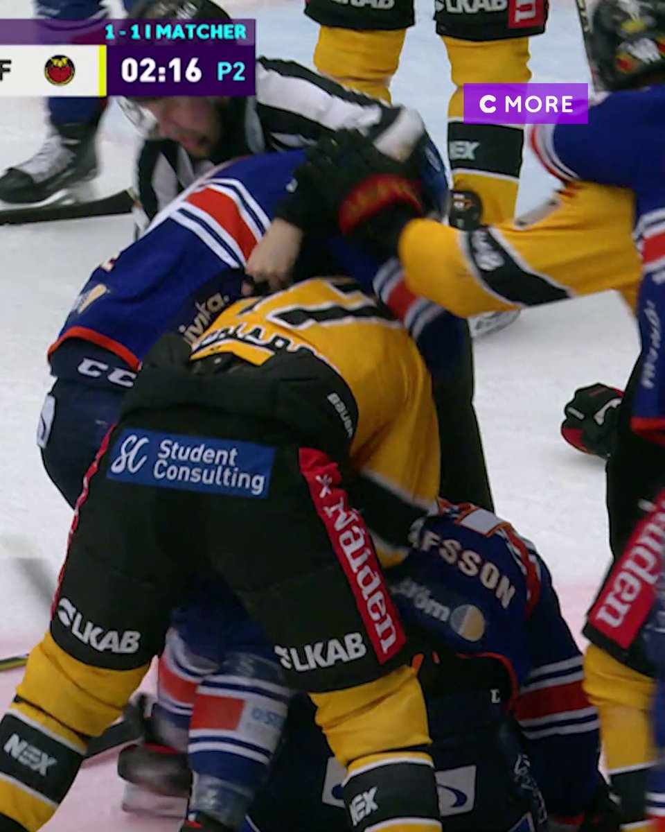 Gurgel i Växjö i slutet av andra och färdigspelat för Leo Komarov!