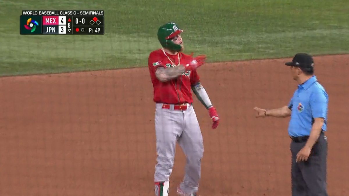 Alex Verdugo takes back the lead for Team Mexico! #WorldBaseballClassic