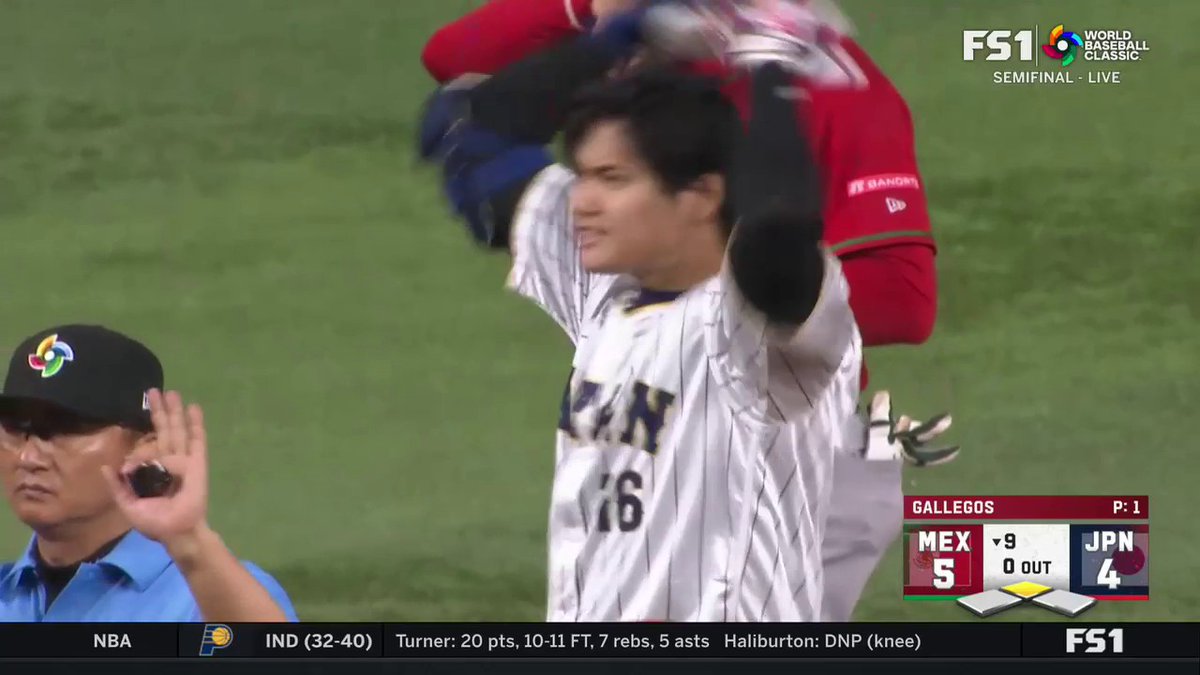 【🔥】9回ウラ、大谷翔平がツーベースヒット！ヘルメットが脱げるほどの激走 2塁ベース上でチームを鼓舞する