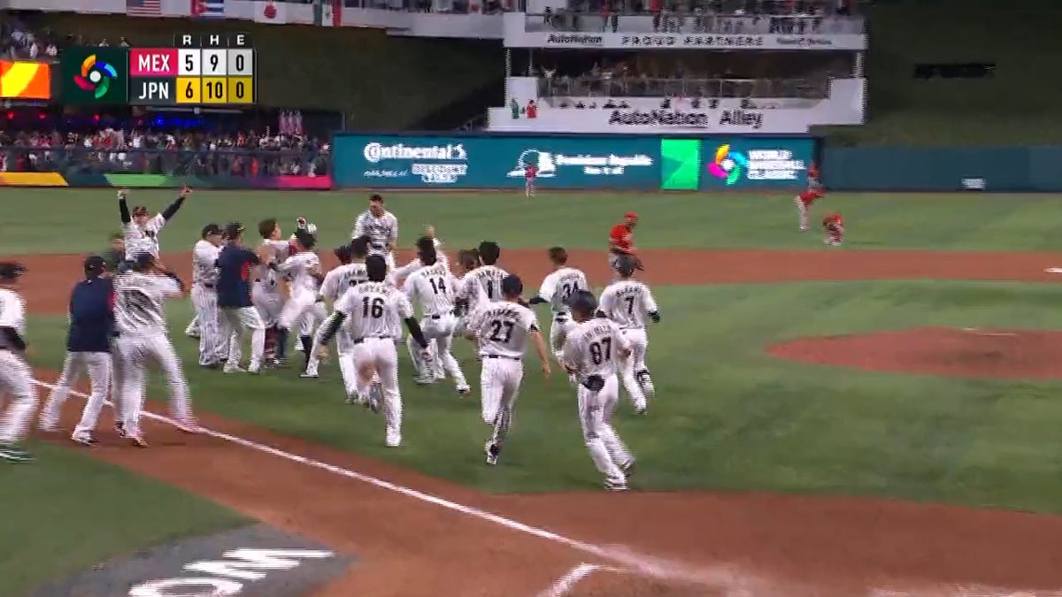 MUNETAKA MURAKAMI WINS IT FOR TEAM JAPAN!!! #WorldBaseballClassic