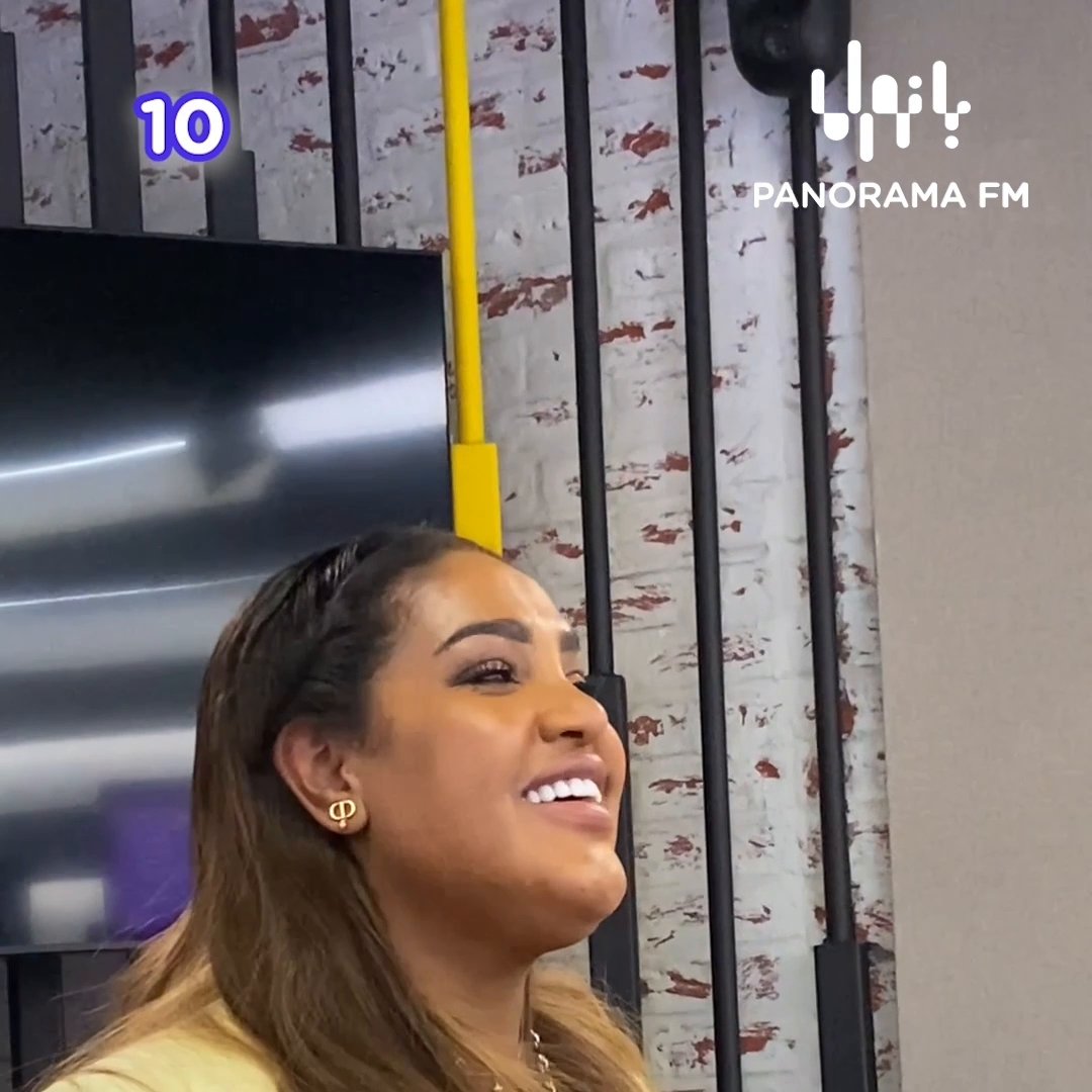 لعبنا لعبة كلمات الأغاني مع #همس_فكري وجاوبت بالغناء 😍🔥 تابعوا المقابلة كاملة خلال برنامج ⁧#ترند_عالبانوراما⁩ على صفحتنا الرسمية على اليوتيوب وعلى تطبيق #MBCMOOD #PanoramaFM MBC Group ⁦MBC1 ⁦Saudi Idol ⁦Hams Fekri | همس فكري ⁦R O Z A