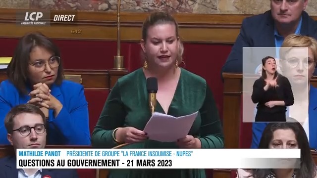 #RéformeDesRetraites : "Mme la Première ministre vous céderez !" promet Mathilde Panot en affirmant que "passer en force contre le peuple, les syndicats, le Parlement est une folie". "Un caprice du président ne mérite pas de menacer la paix civile du pays." #DirectAN #QAG