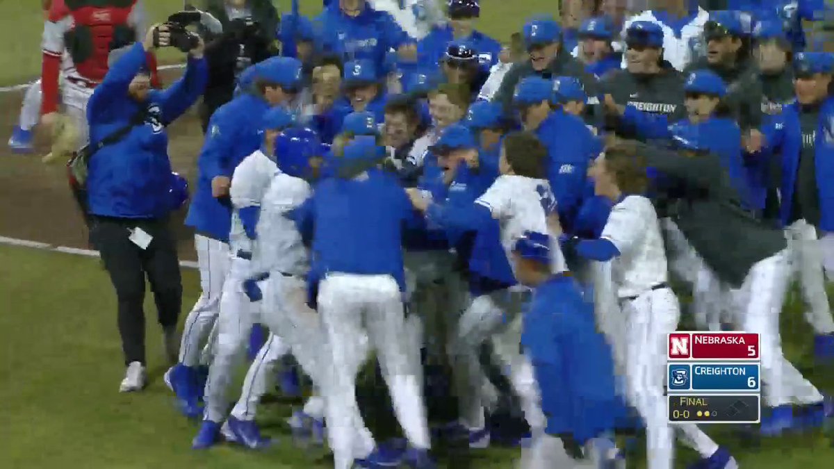 Creighton Baseball bringing an insane amount of energy on this fine Tuesday evening
