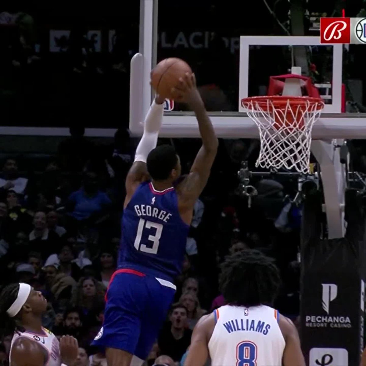 SHOWTIME‼️ PG WITH THE 360 DUNK 😱
