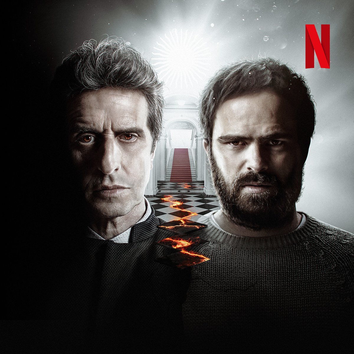 Tadeo y Emilio se enfrentan en una lucha que tiene al país en vilo. La segunda temporada de El Reino ya está disponible.