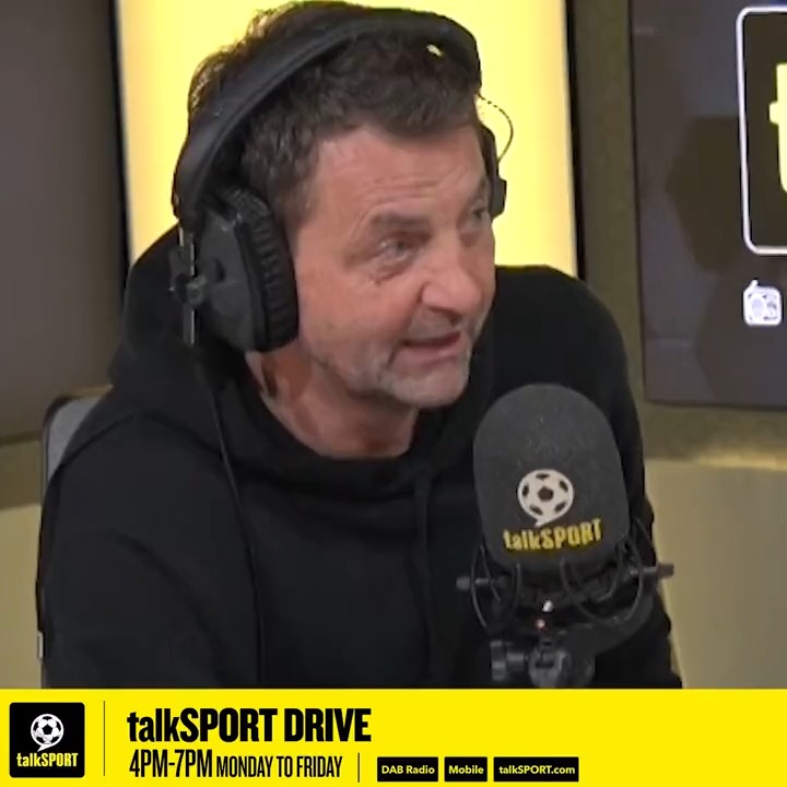 ⚽️ “The game is exactly the same back in the day, the terminology is nonsense.” 🥱 “All this rubbish about pressing from the front, half spaces, low blocks…” 🧬 “You’re getting baffled by science!” Tim Sherwood rants about the terminology from ‘modern managers’ 👀