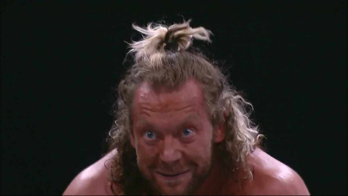 Utter insanity between @KennyOmegaManX and Hijo del Vikingo Watch #AEWDynamite LIVE on TBS!