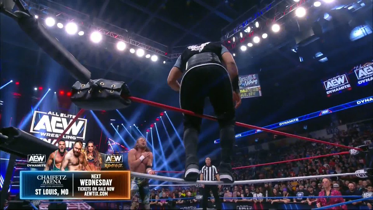 V-TRIGGER!!! @KennyOmegaManX Watch #AEWDynamite LIVE on TBS!