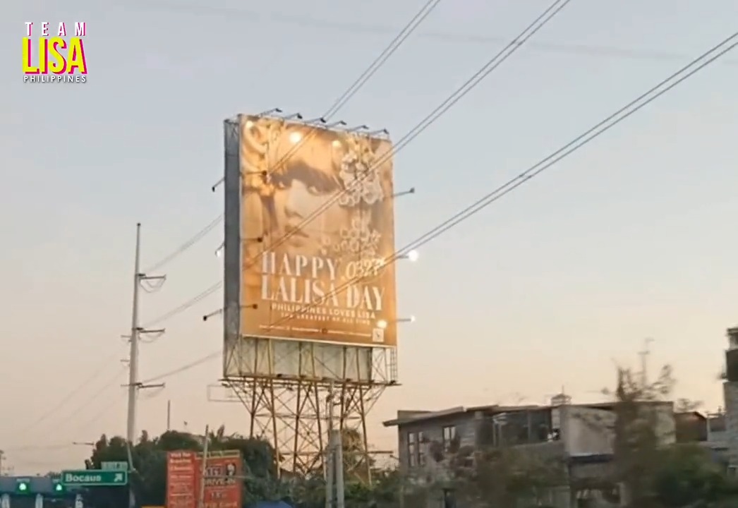 "Kung mahal mo, edi ipa-billboard mo" Done 😌✅ #ProjectSINAGTALA #LISA #LALISA #MONEY #SG