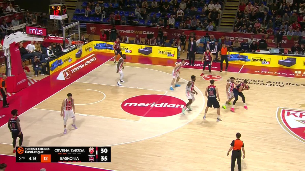 Showtime basketball in Belgrade 🚨 Facu Campazzo to Hassan Martin that was nice 🤭 #7DAYSMagicMoment