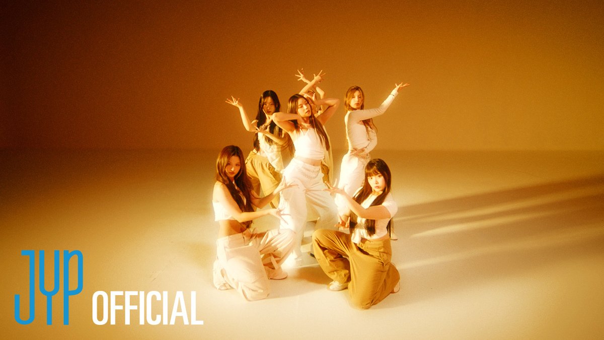 [🎥] [NMIXX] “Love Me Like This" Performance Video #NMIXX #엔믹스 #expérgo #Love_Me_Like_This