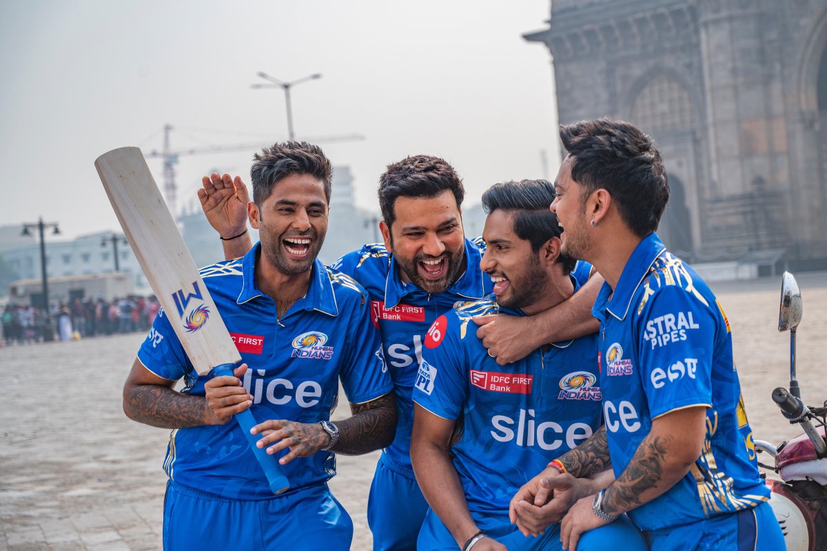 𝘠𝘦 𝘩𝘢𝘪 मुंबई 𝘔𝘦𝘳𝘪 𝘑𝘢𝘢𝘯 ✨🥹💙 #OneFamily #MumbaiIndians #MumbaiMeriJaan