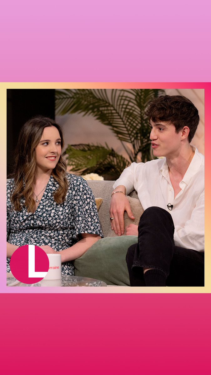 You can just see the chemistry & friendship between Elle Jade Mulvaney and James (AKA Coronation Street's Amy and Aaron) here 🥰  ...And it's certainly needed when tackling difficult but important storylines like they're doing at the moment. 🙏 #Lorraine #Corrie #coronationstreet