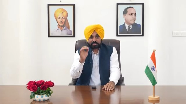 ਆਮ ਆਦਮੀ ਪਾਰਟੀ ਸਰਕਾਰ ਬਣਾਉਣਾ ਵੀ ਜਾਣਦੀ ਹੈ, ਚਲਾਉਣਾ ਵੀ ਜਾਣਦੀ ਹੈ ਤੇ ਜਿਹੜੇ ਕੰਮ ਲਈ ਲੋਕਾਂ ਨੇ ਵਿਸ਼ਵਾਸ ਕਰਕੇ ਸਾਡੀ ਜ਼ਿੰਮੇਵਾਰੀ ਲਗਾਈ ਹੈ ਉਹ ਕੰਮ ਅਸੀਂ ਬਾਖ਼ੂਬੀ ਕਰਨਾ ਵੀ ਜਾਣਦੇ ਹਾਂ…ਪੰਜਾਬ ‘ਚ ਅਮਨ ਸ਼ਾਂਤੀ ਤੇ ਕਨੂੰਨ ਵਿਵਸਥਾ ਨੂੰ ਕਾਇਮ ਰੱਖਣ ਲਈ ਅਸੀਂ ਪੂਰੇ ਵਚਨਬੱਧ ਹਾਂ…