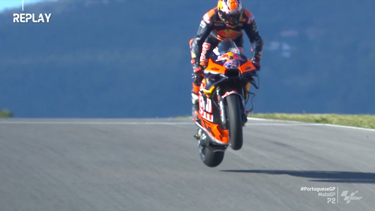 What a lap from Jack Miller! 😅 Well deserving of a celebratory stoppie and bunny hop! 😂 #PortugueseGP 🇵🇹