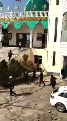 Çin'de Cami saldırılarından biri: