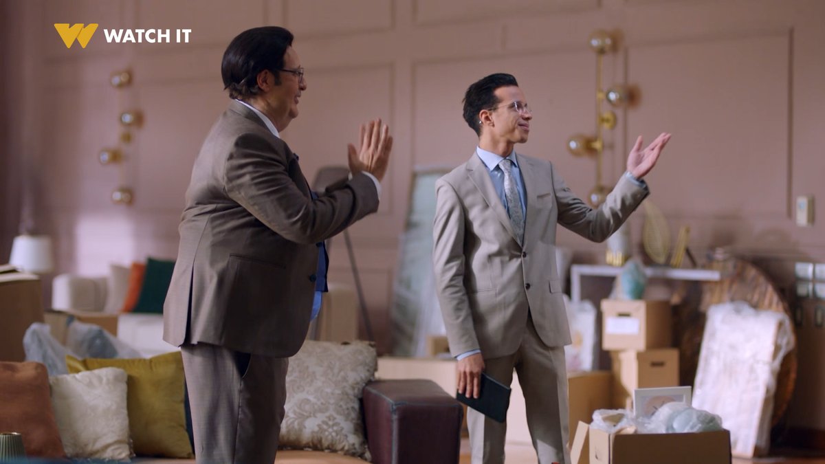 هتعمل ايه لو لقيت كل حاجة حلمت بيها بقت حقيقة في حياتك زي "شفيق"؟ 🤔 اتفرج على مسلسل #الصفارة على #WATCHIT #رمضانك_عندنا متوفر في جميع أنحاء العالم