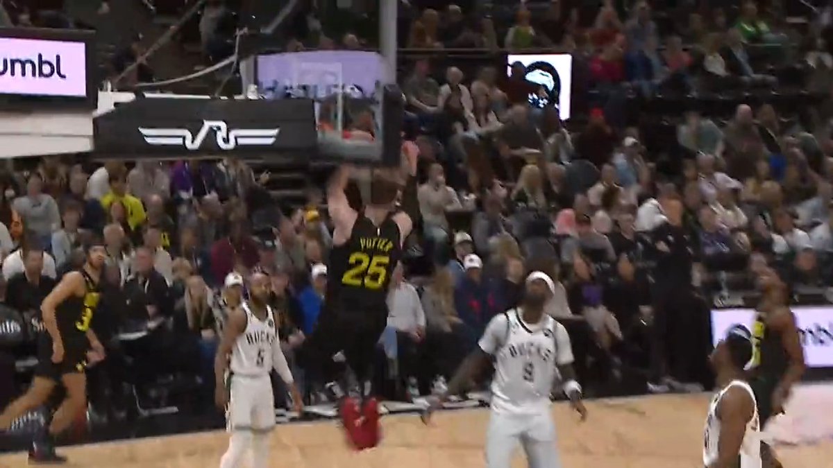 high steppin' &amp; Micah's jammin' #TakeNote