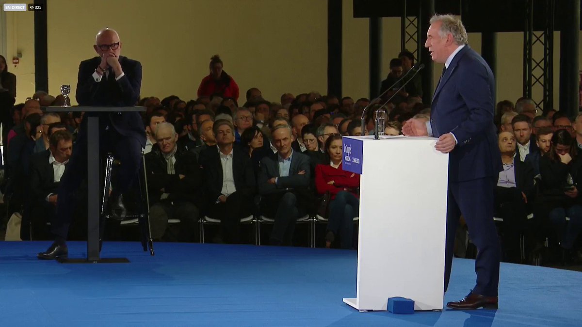🗣️ Les deux extrêmes n'hésitent plus à s'allier pour abattre notre œuvre de redressement. Or il y a une certitude : jamais dans notre Histoire, celle de l'Europe, celle du monde, jamais l'extrémisme n'a donné l'épanouissement et le bonheur à un peuple. 🔵 #CongrèsHorizons