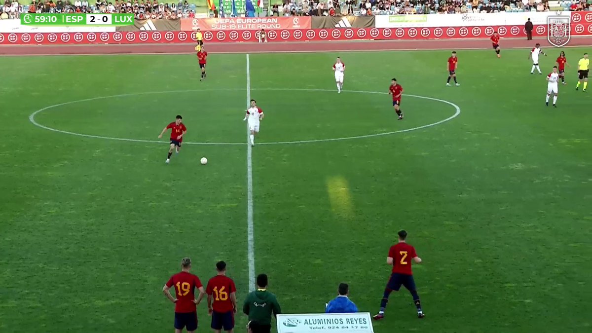 ¡¡Víctor Barberá Romero 𝗦𝗘𝗟𝗟𝗔 𝗘𝗟 𝗧𝗘𝗥𝗖𝗘𝗥𝗢!! 🚀 ¡Verticalidad en estado puro! 🇪🇸 ESPAÑA 3-0 LUXEMBURGO 🇱🇺 📺 #U19EURO