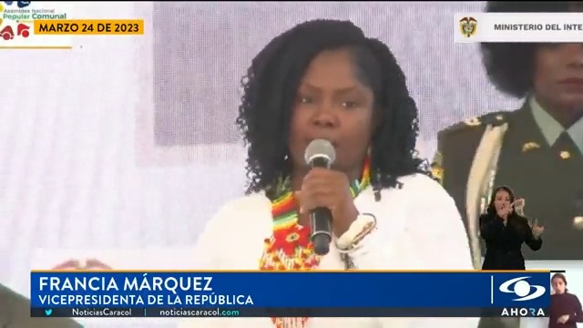 Polémicas declaraciones de la vicepresidenta Francia Márquez durante la Asamble Popular Comunal: “Este no será el Gobierno que se ‘abudinee’ los recursos de la conectividad’”. Más del 2x3 de la política en
