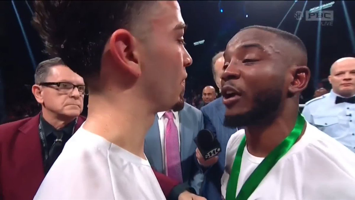 .CHRIS “PrimeTime” Colbert edges out Valenzuela for the UD win. Jose el Rayo Valenzuela voices his disagreement in the center of the ring. #ColbertValenzuela | #BenavidezPlant: